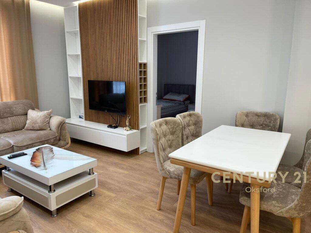 Apartment 3+1+2 for RENT in Univers City!