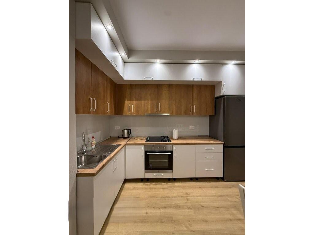 JEPET ME QIRA APARTAMENT 1+1 NE ASTIR 550 € /Muaj