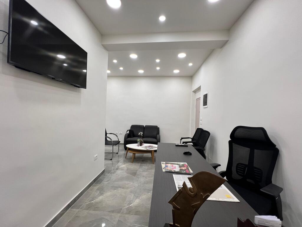 Shop For Sale, "Emin Duraku" Street, Tirana!