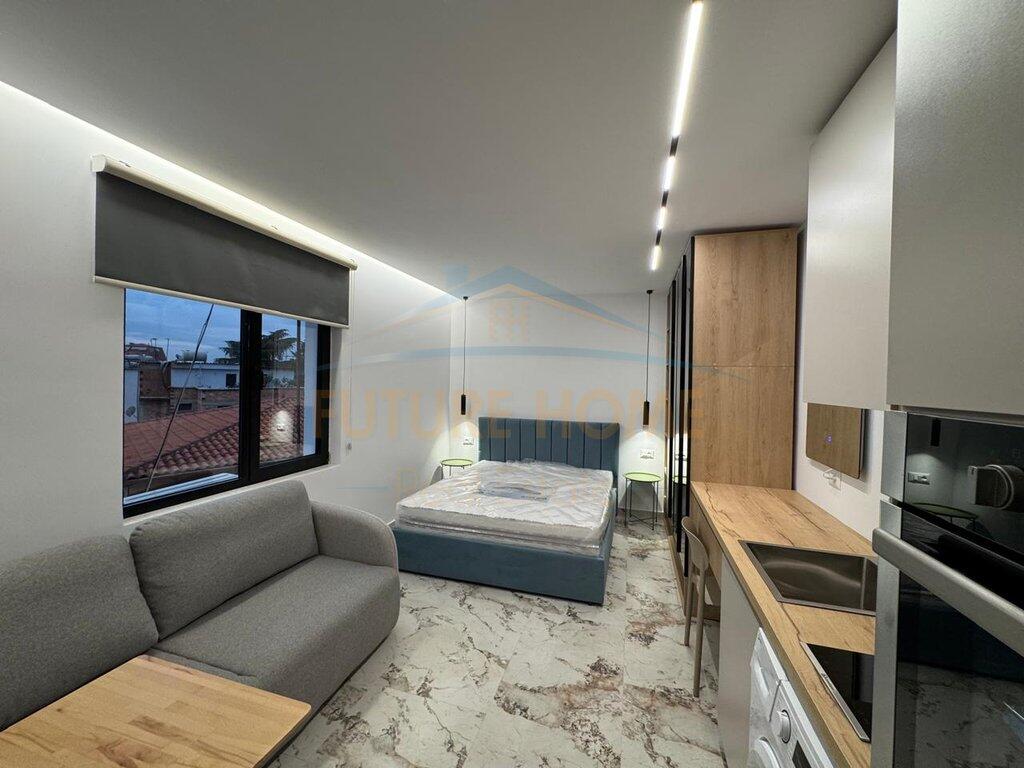 Vendiamo appartamento 1+1 e monolocale in via Durres!