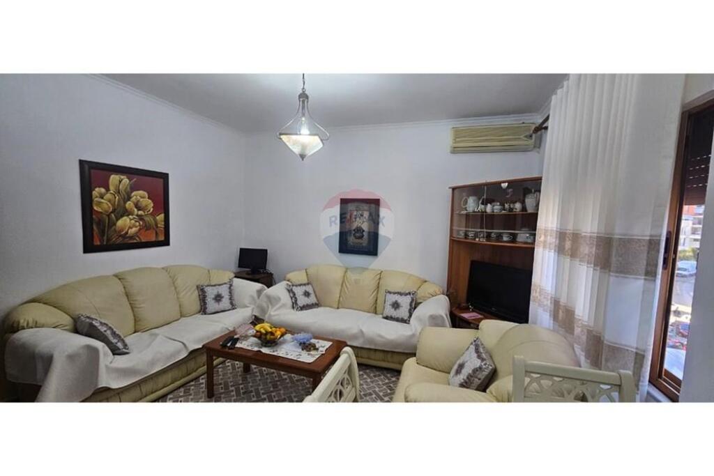 Appartamento - In Affitto - Via Xhanfize Keko, Tirana !