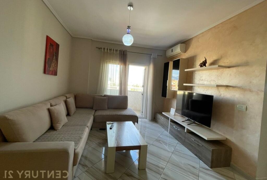 Apartament 2+1 me qira, Myslym Shyr