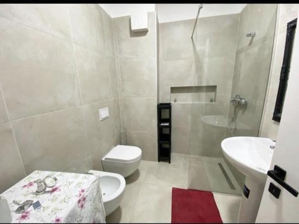 SHITET APARTAMENT 1+1 KOMUNA PARISIT 210.000 EURO