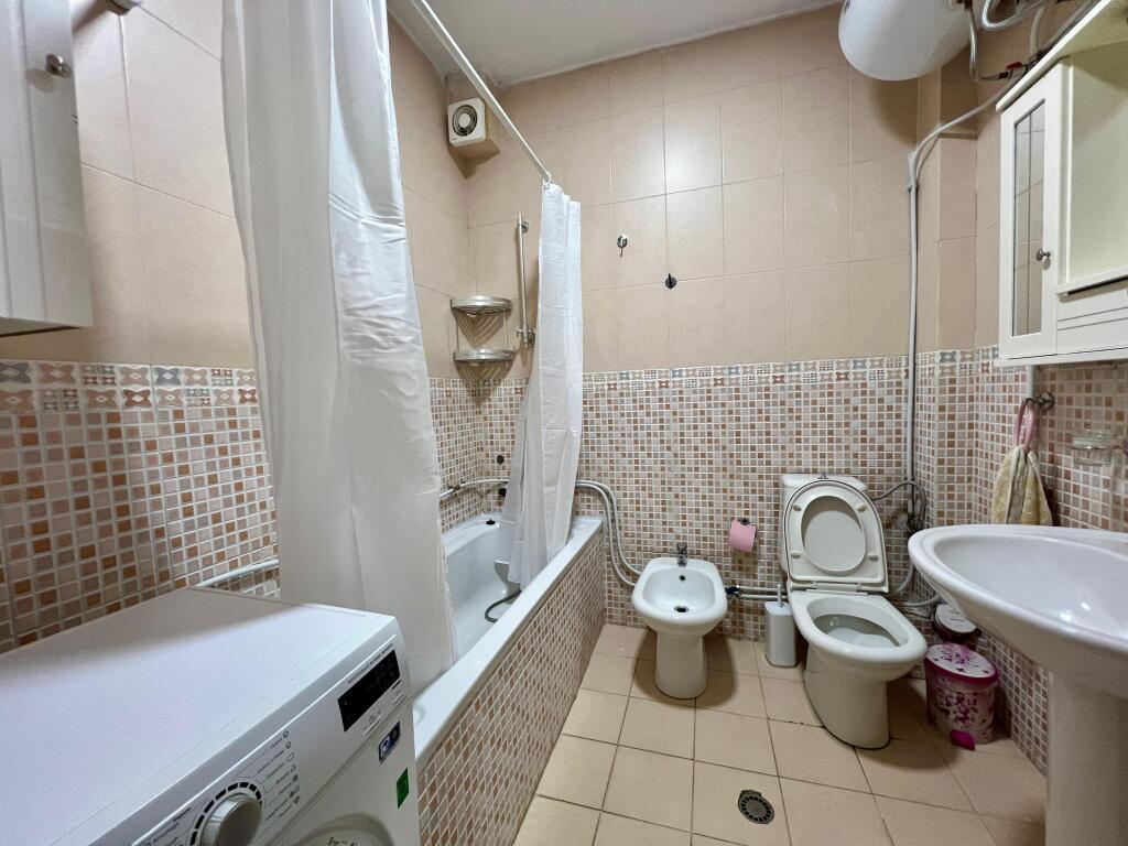 For Rent Apartment 2+1+2 Bathrooms, opposite “Toptani Center”, Tirana