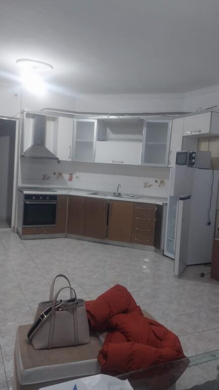 2+1,arredato presso i palazzi haway a don bosko,prezzo 500 euro