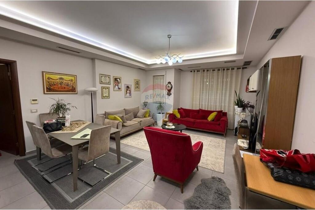 APPARTAMENTO 3+1+2 IN VENDITA A FRESK !