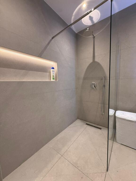 Apartament 1+1 per qira ne Astir