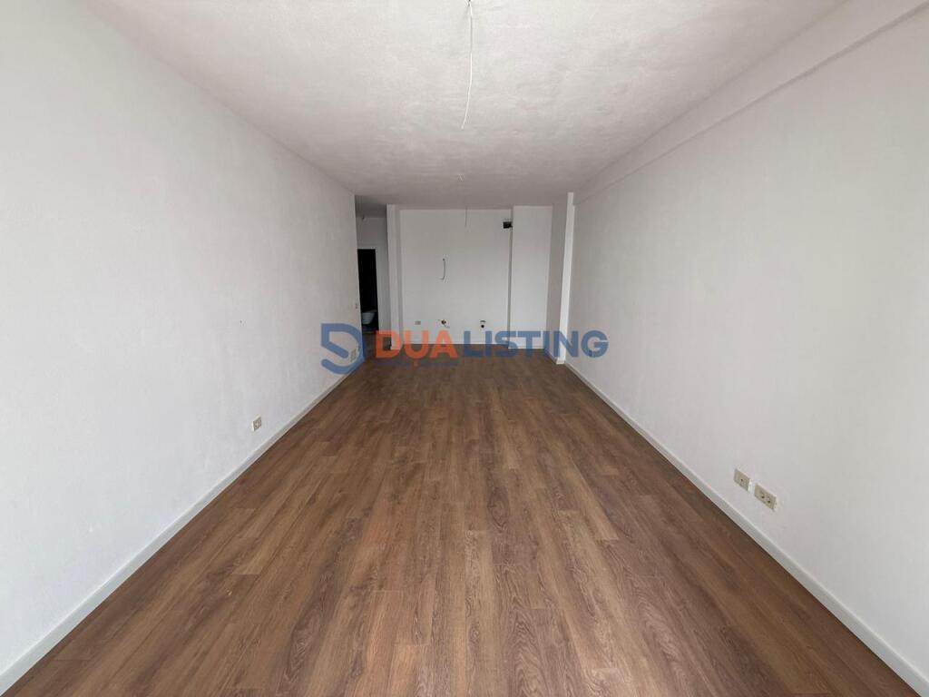 Shitet apartament 3+1+2 tek Golden Tower , Mine Peza!