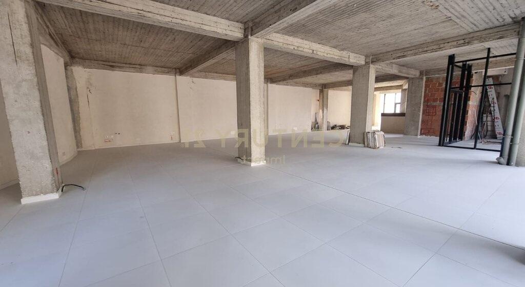 Multifunctional space for rent, Kamëz