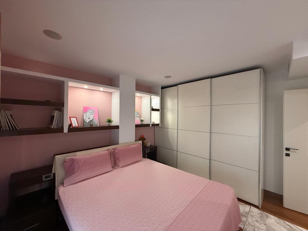 JAPIM ME QIRA APARTAMENT MODERN 2+1+2 ME POST PARKIMI!! 1,500 € /Muaj