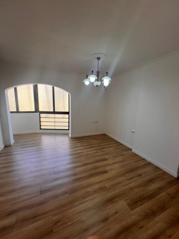 APARTAMENT NE SHITJE 2+1 TE ISH FUSHA AVIAICONIT