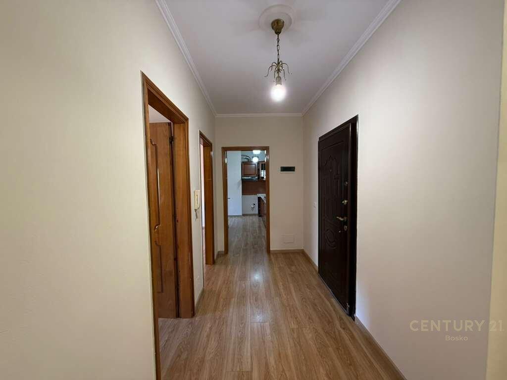 COMUNE DI PARIGI, APPARTAMENTO IN AFFITTO PER UFFICI!! 600 € /Mese