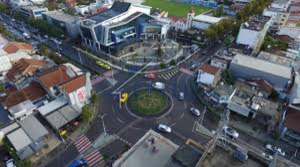 Shitet, Apartament 2+1+2, Kamëz.