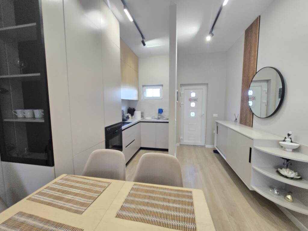 *Appartamento 2+1+Veranda+Parcheggio In Affitto | a Porcellana*