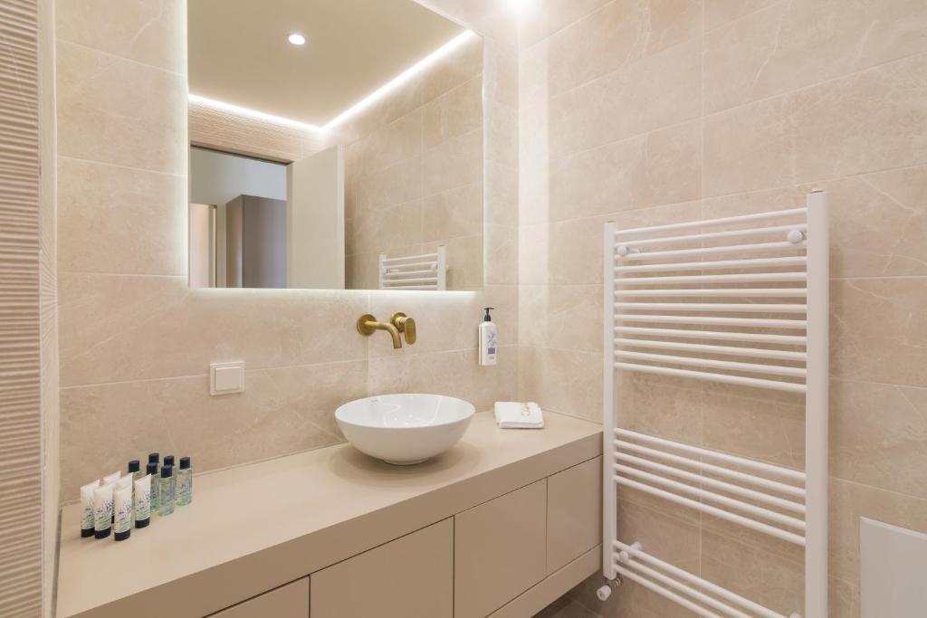 Apartment For Rent 1+1 At Selvia (ID B2101315) Tirana