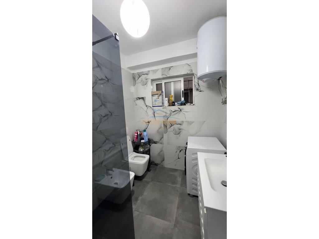 Shitet, Apartament 2+1, Porcelan, Tirane