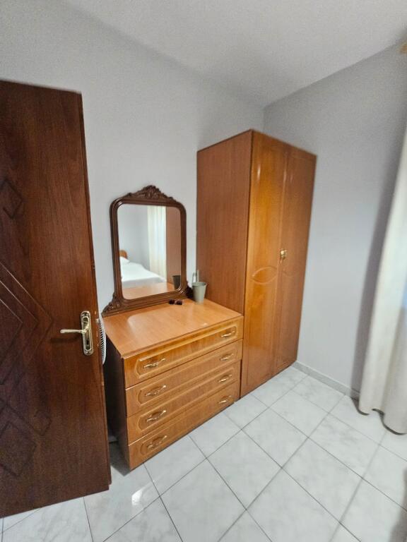 Affitto a lungo termine, Appartamento 1+1 sulla spiaggia Iliria