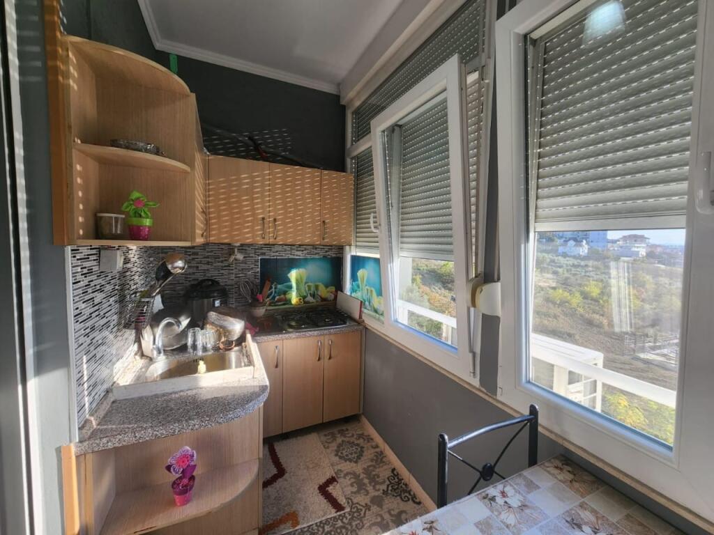 Jepet Me Qera Apartament 2+1+2 Tualete + 2 Ballkone