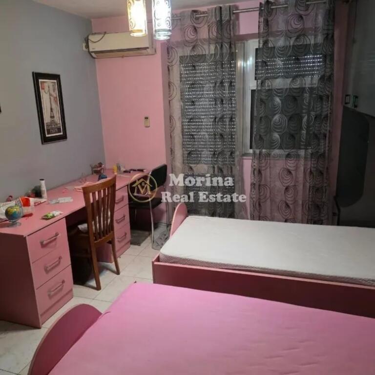 Qera, Apartament 1+1, Rruga Bardhyl, 420 euro/muaj