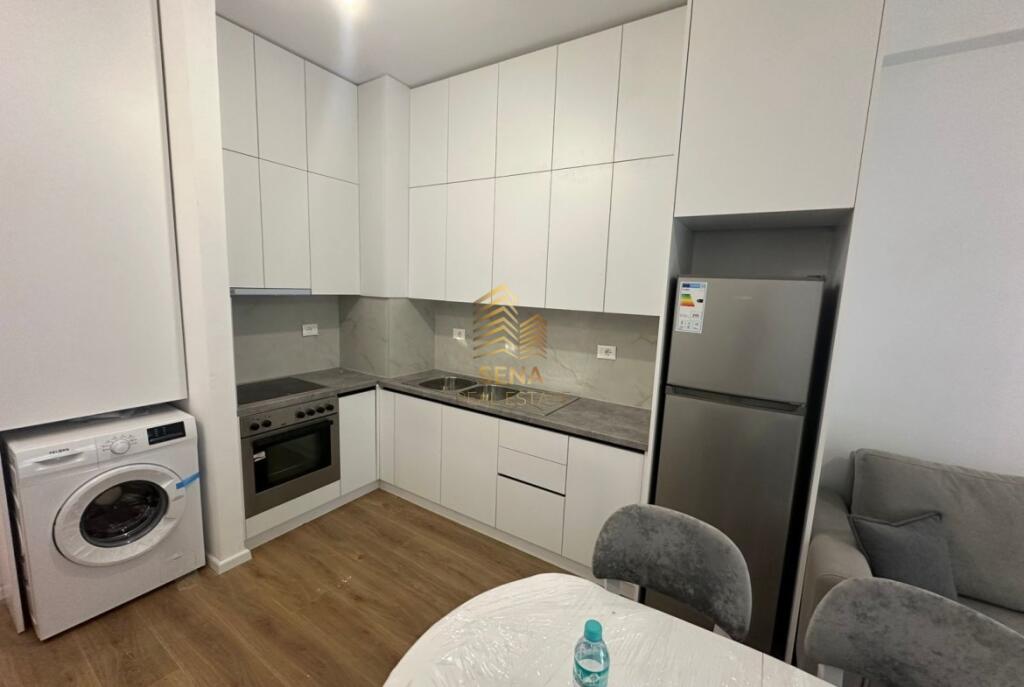 Qira, Apartament 1+1+blk, Kompleksi Mangalem 21, 450 Euro/muaj