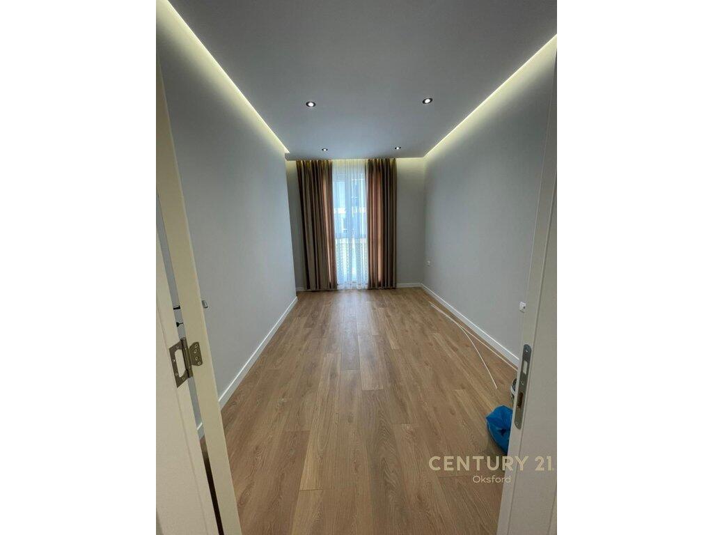 Apartment 3+1+2 for RENT in Univers City!