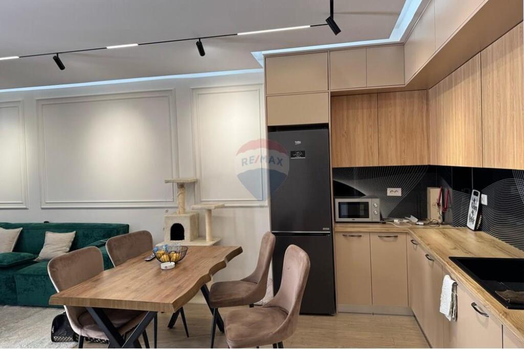 APARTAMENT MODERN 2+1+2+POST PARKIMI PER SHITJE