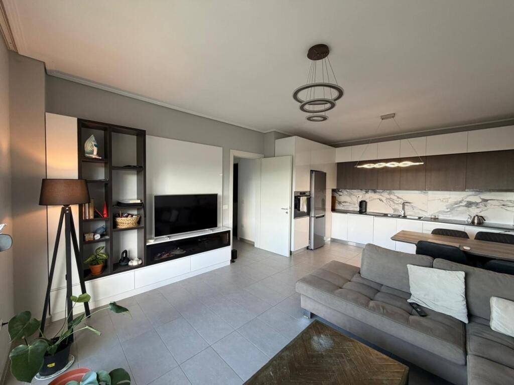 2+1 apartment for rent at Rr. Peti near the Dry Lake.