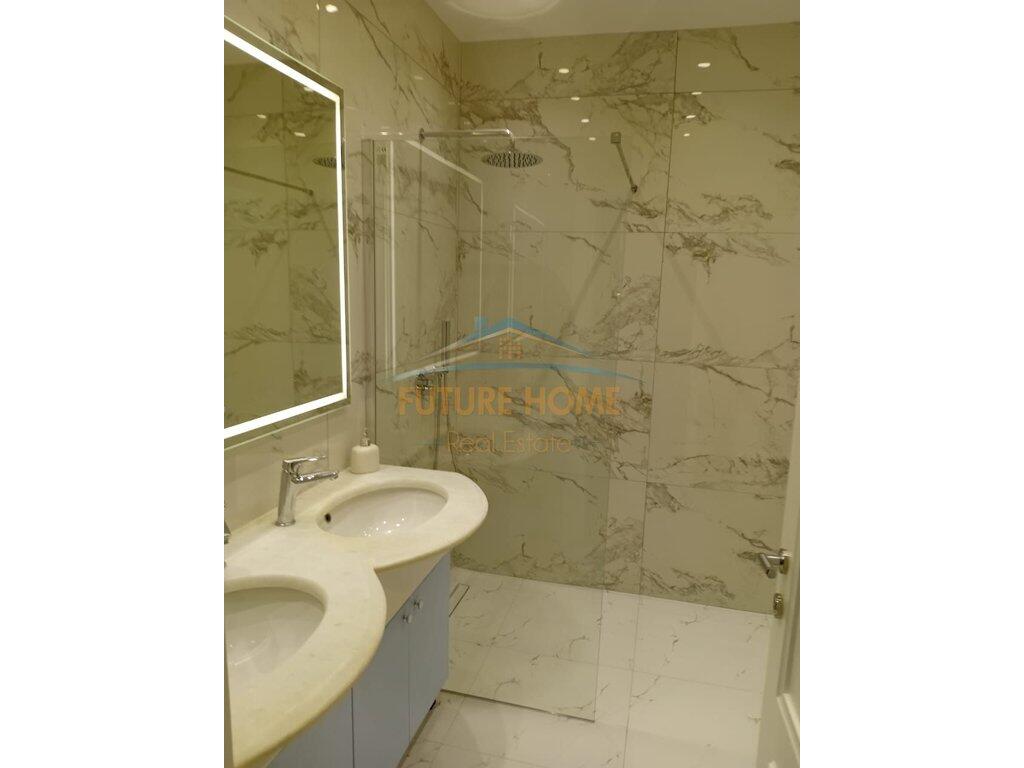 JEPET ME QERA APARTAMENT 2+1 TEK SHALLVARET