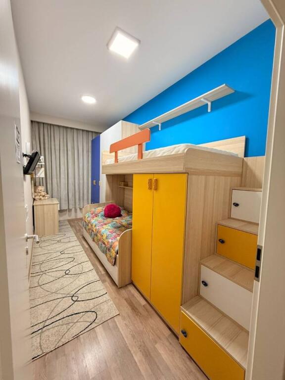 Jepet 2+1 me qira – Kompleksi Mangalem, Ali Demi