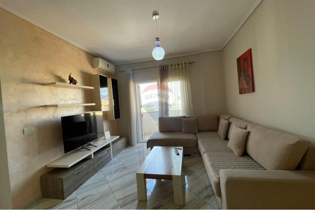 Apartament 2+1 Për Qira - Myslym Shyri