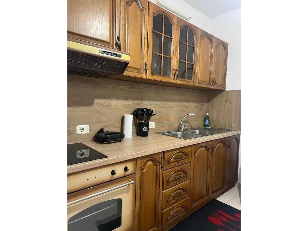 Qera , Apartament 1+1 Rruga e Elbasanit