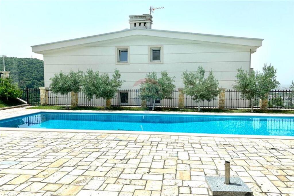 SUPER VILE ME QIRA ME PAMJE NGA TIRANA