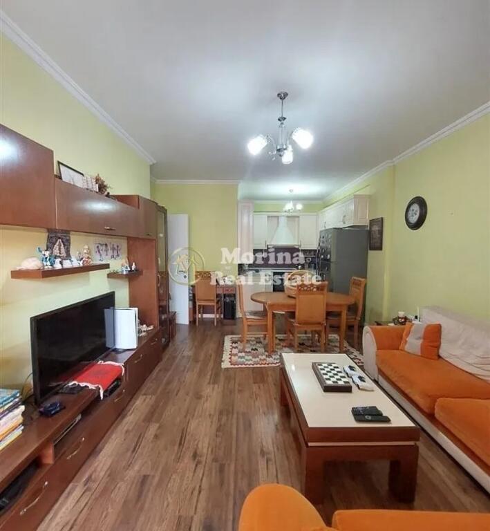 Vendesi in vendita 2+1, Kinostudio, 140.000 Euro