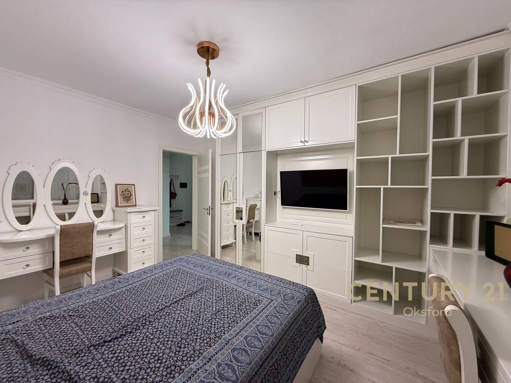 Jepet me Qira Apartament Modern 3+1+2 pranë Ambasadës Amerikane!