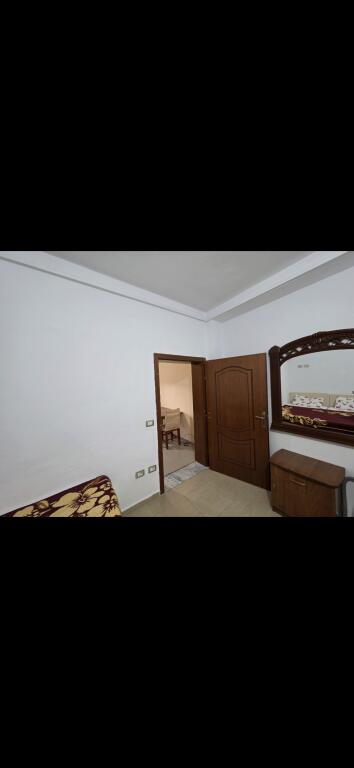 5 Maji Jepet Apartament 1+1 Me Qera