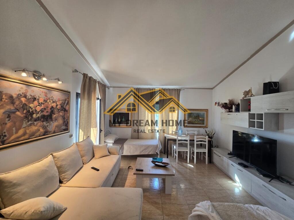 JEPET ME QERA APARTAMENT 2+1+2T SPITALL DURRES!