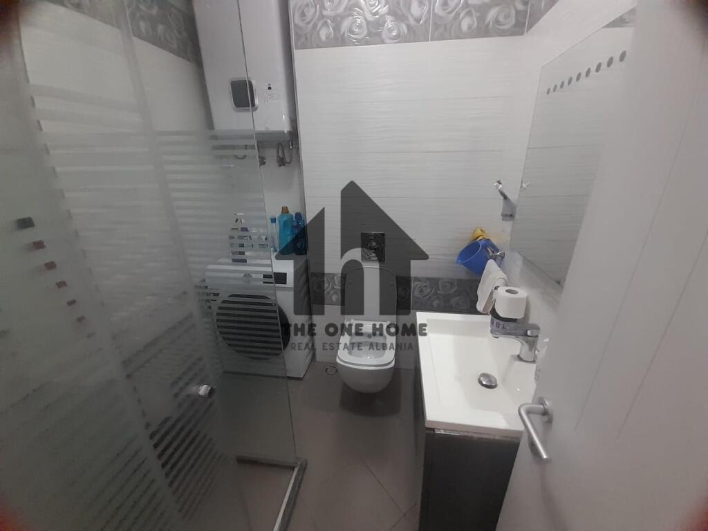 Affitto 2+1 zona 21- Dhjetorit.