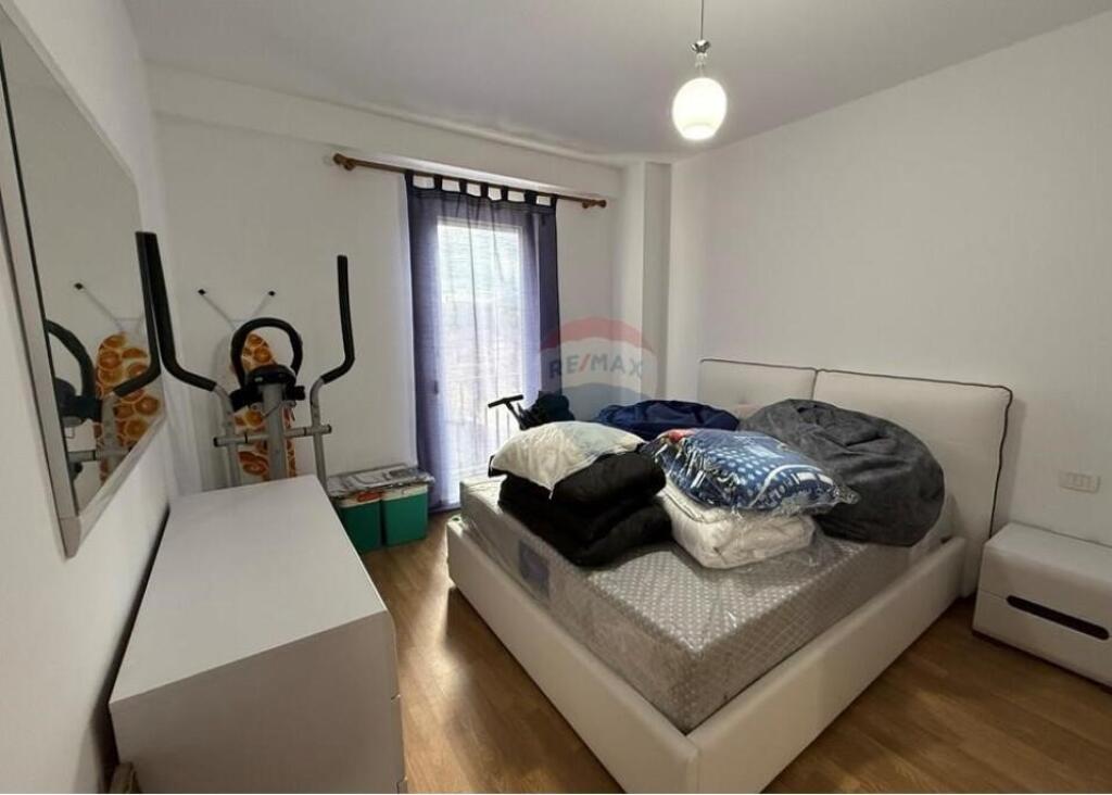 Apartament - Për Shitje - Qyteti Studenti, Tiranë (ID: 530181070-349)