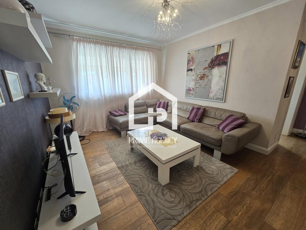JEPET ME QERA:  APARTAMENT 2 +1+2 / ZONA: MOZAIKU TIRANES📍