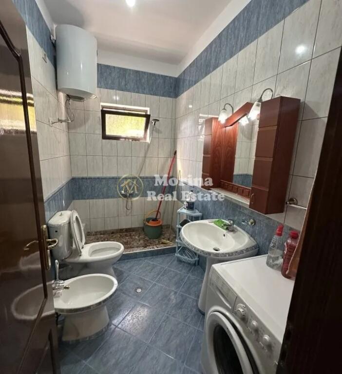 Qera, Hyrje private , 1+1 | 5 Maji , 450 €/muaj