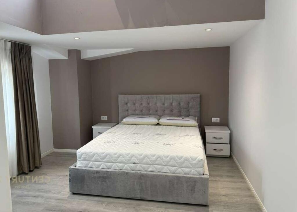 FOR RENT 1+1 APARTMENT IN LAPRAKE, NEAR THE MILITARY HOSPITAL.