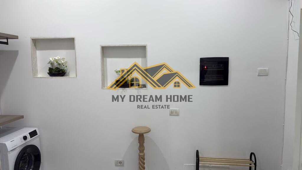 SHITET APARTAMENT 1+1 DURRES QENDER!