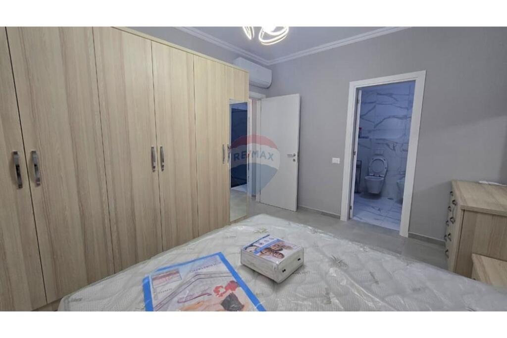 Apartment (2+1+2) for rent plus parking space