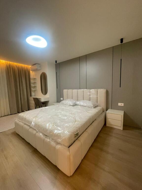 Jepet me qira apartament 2+1+2 tek Ambasada Amerikane.