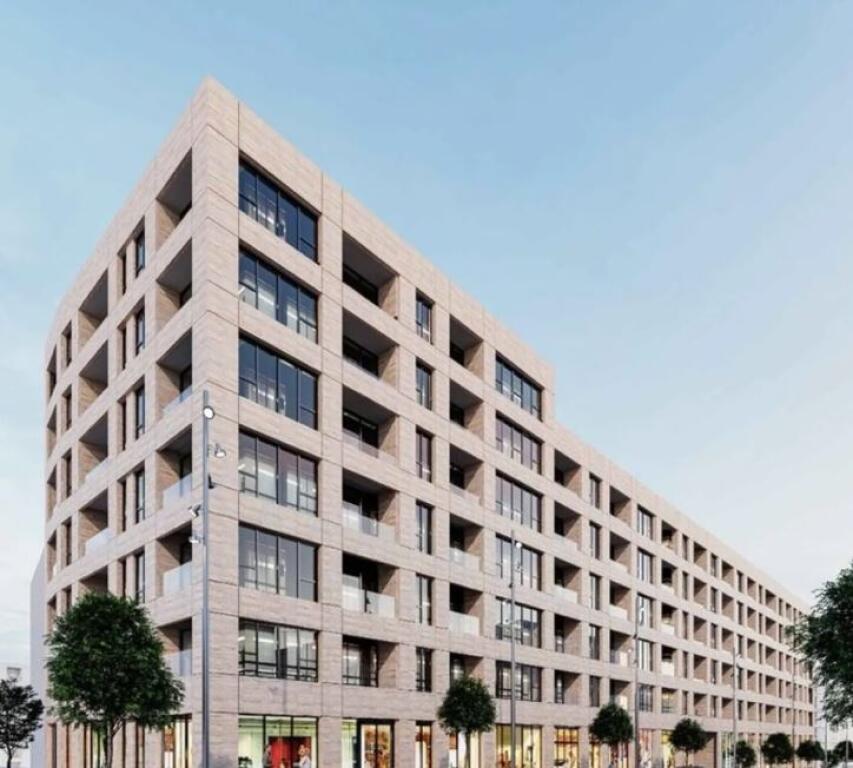 Shitet OKAZION Apartamenti 3+1 tek Bulevardi i Ri