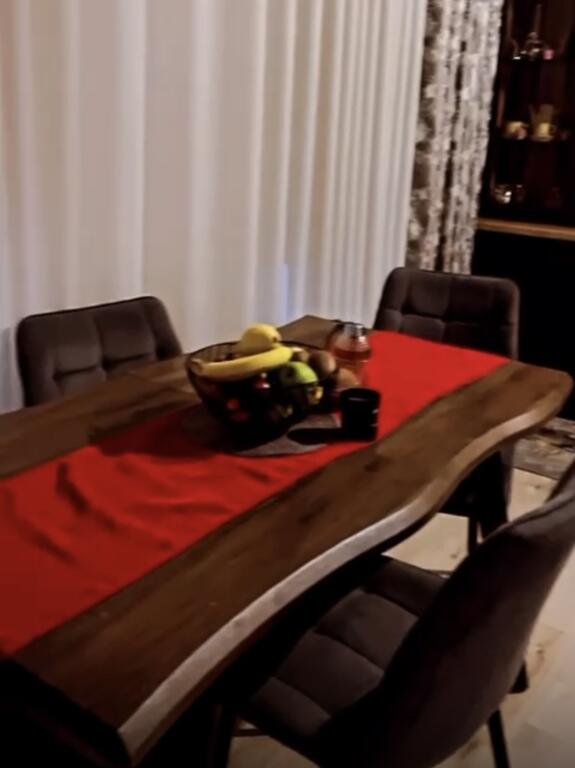 Shitet Apartament 2+1, Mangalem. Ali Demi