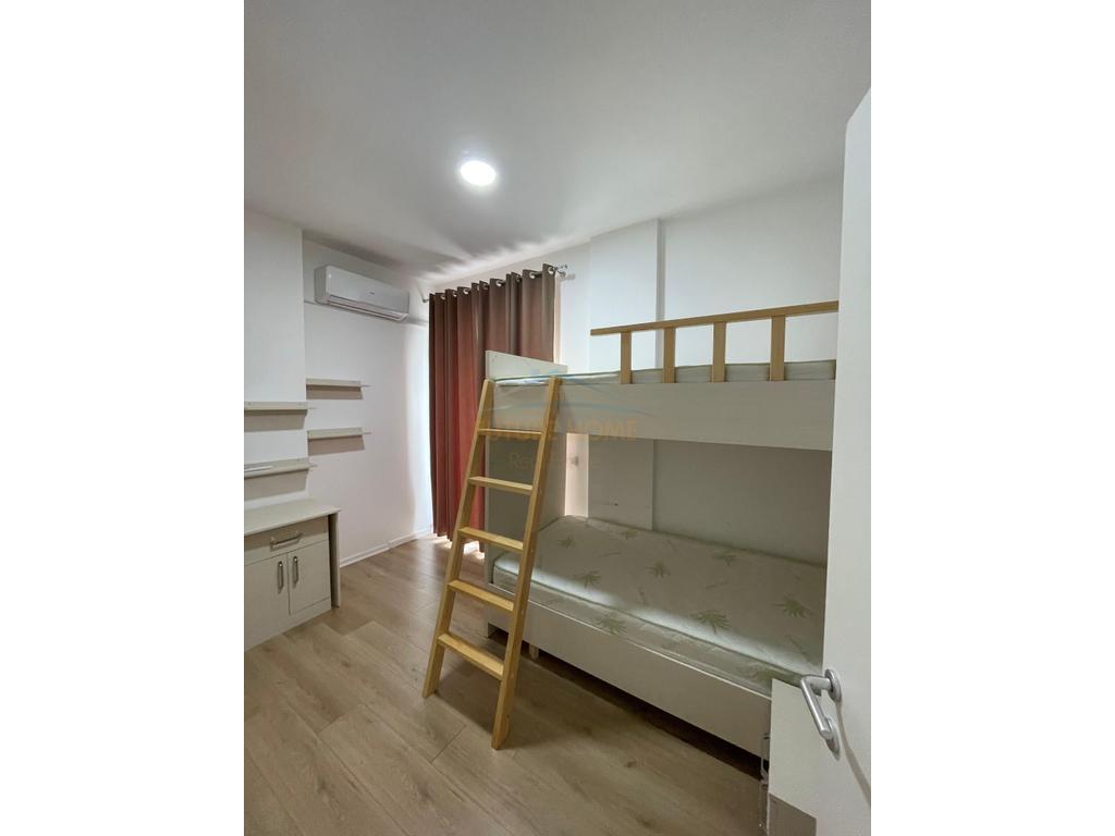Qera,Apartament 2+1+post parkim Grand Gallery, Yzberisht