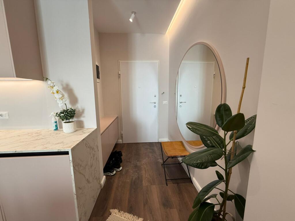 Apartment 2+1 for rent at Komuna e Parisit