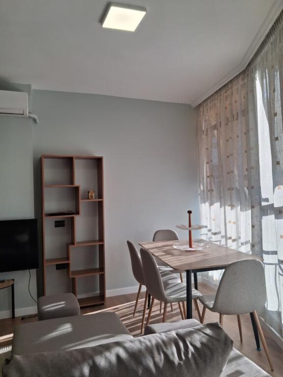 Apartament me qera 1+1- 📍Selvia