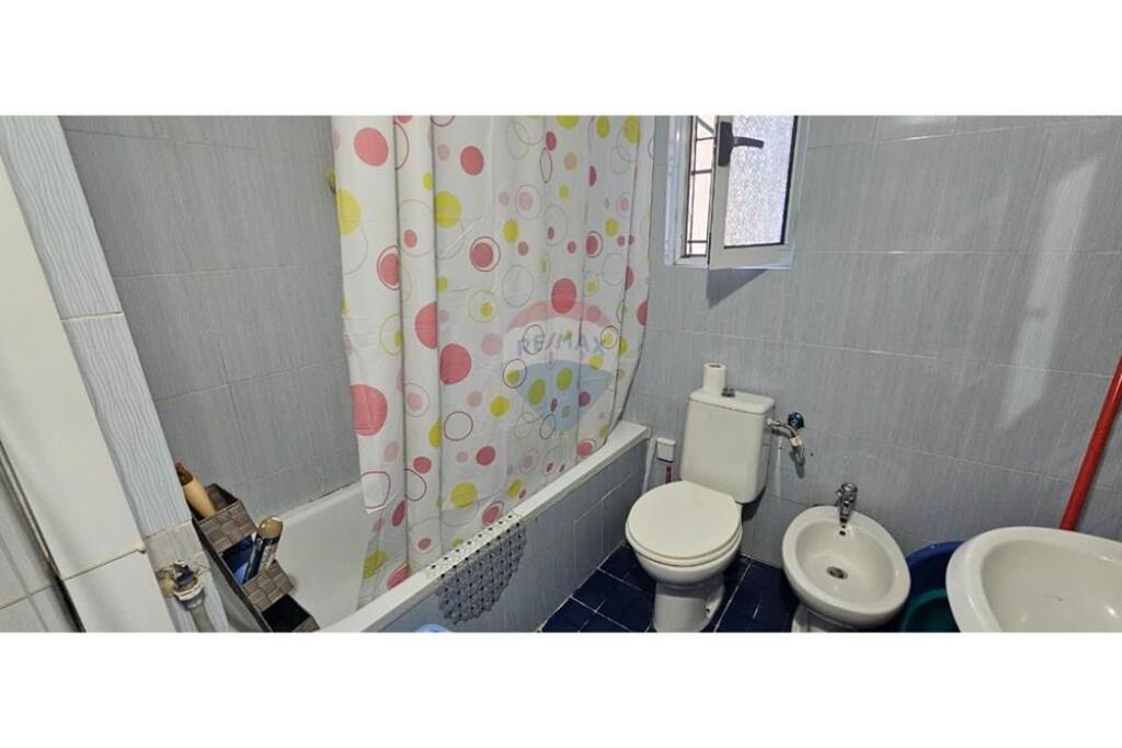 Appartamento - In Affitto - Via Xhanfize Keko